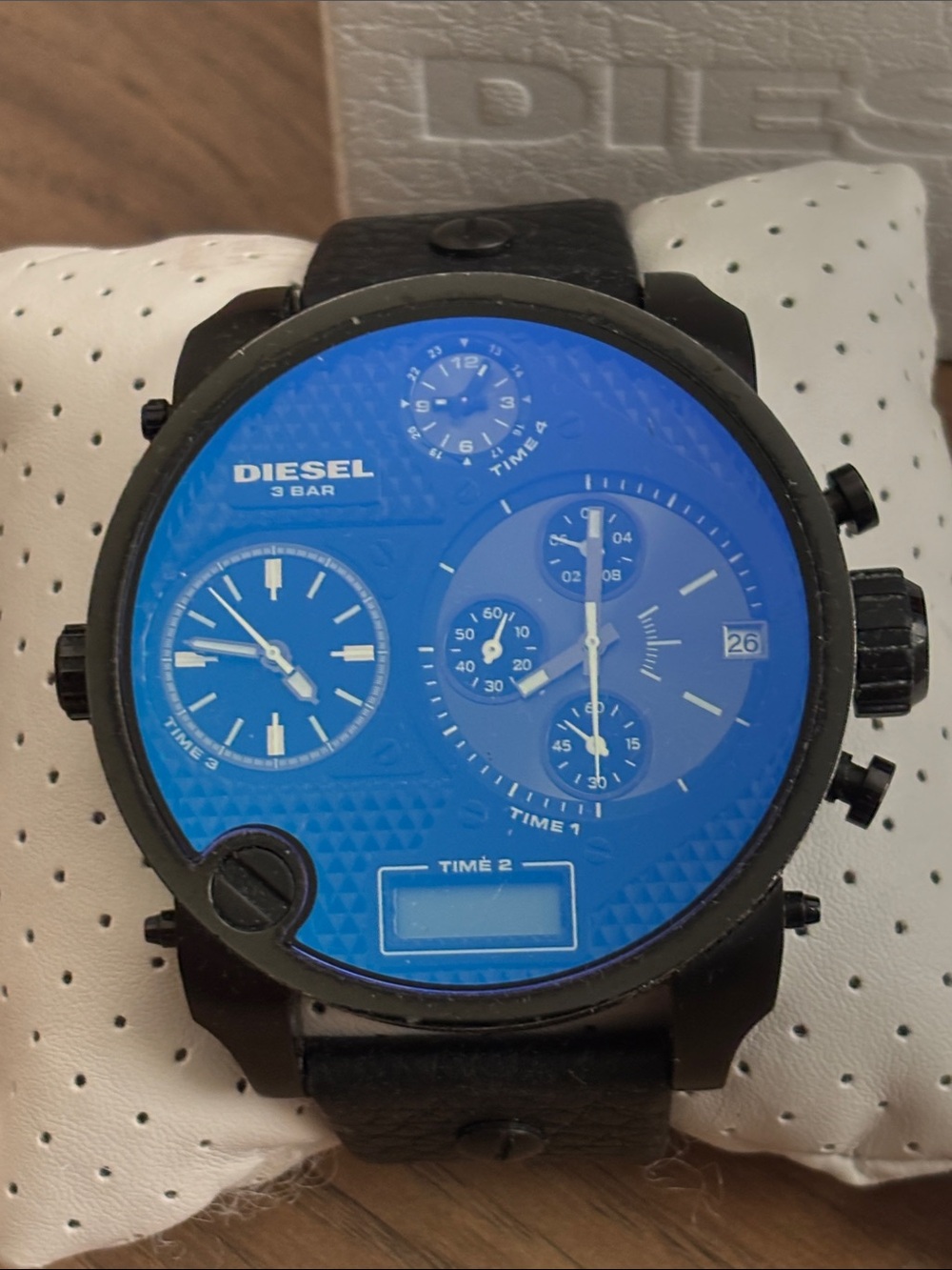 DIESEL BIG DADDY BLUE DIAL BLACK LEATHER STRAP WATCH DZ7127 - Picture 4 of 8